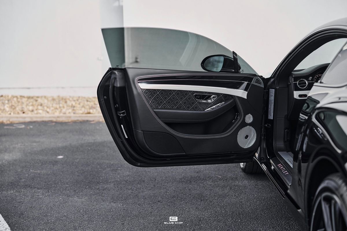 Used 2020 Bentley Continental GT image 29