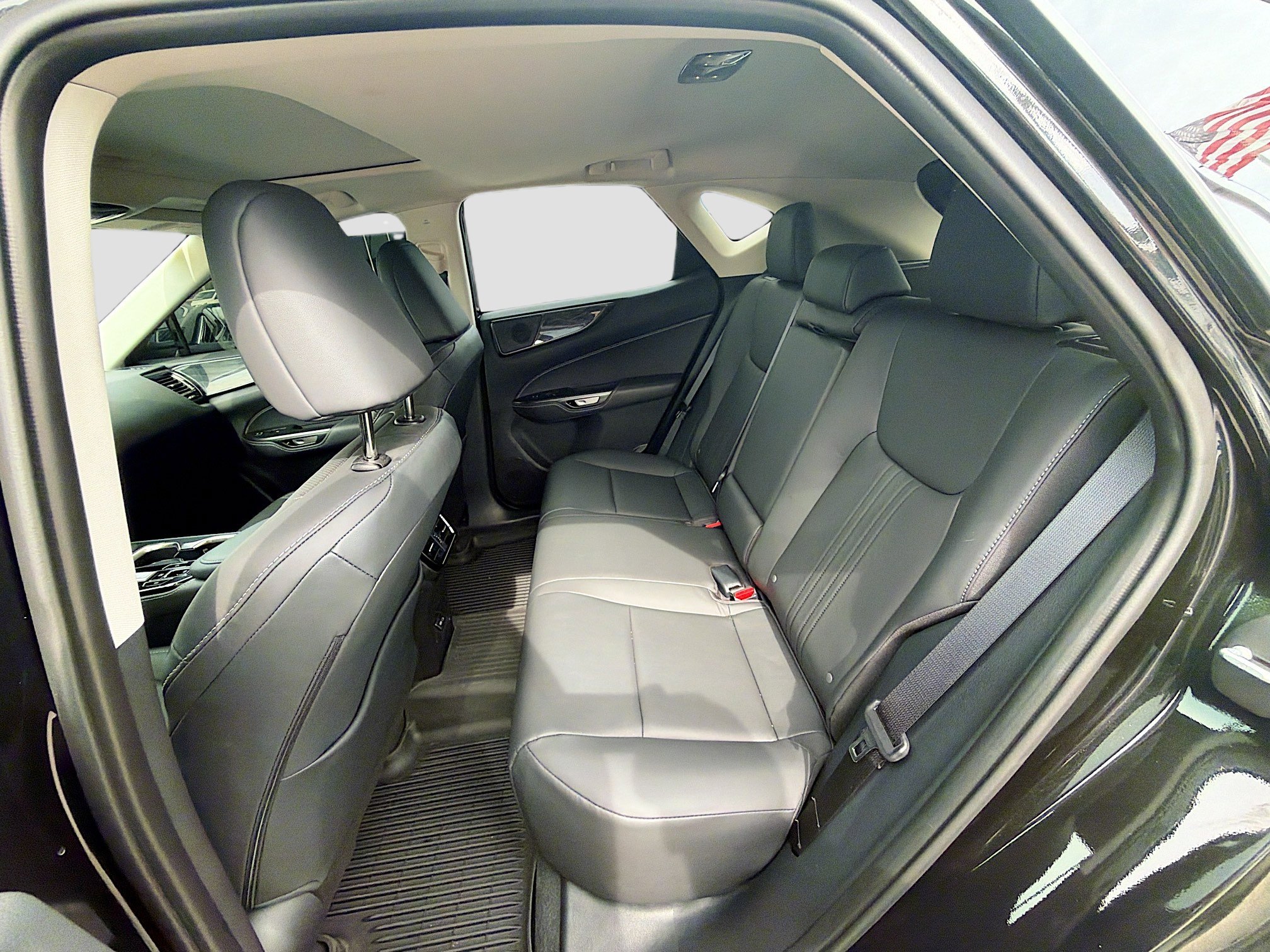 Used 2025 Lexus NX 250 FWD w/ Accessory Package (2T) image 16