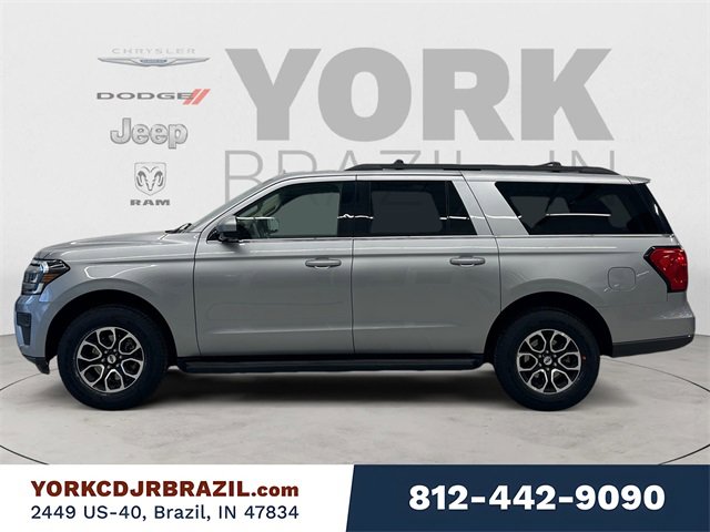 Used 2024 Ford Expedition Max XLT image 2