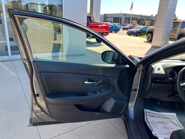 Used 2020 Nissan Sentra S w/ Trunk Package FWD image 24