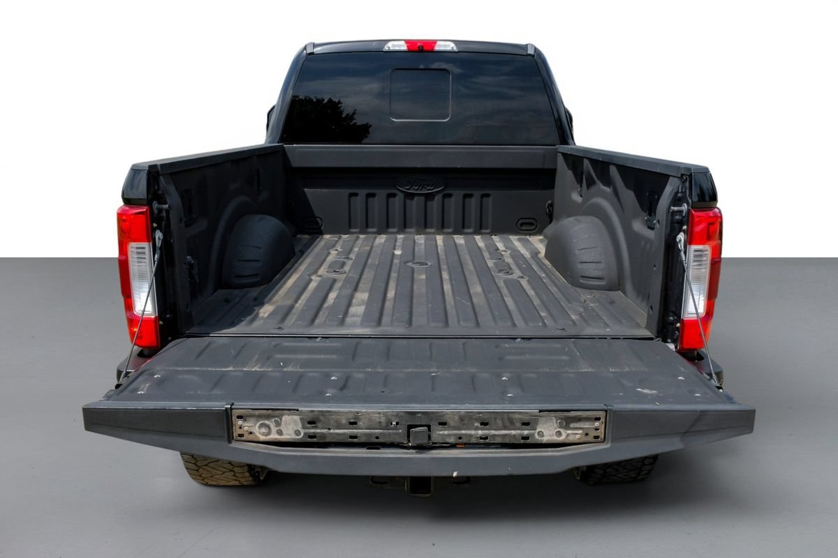 Used 2019 Ford F250 Lariat w/ Lariat Ultimate Package AWD/4WD image 59