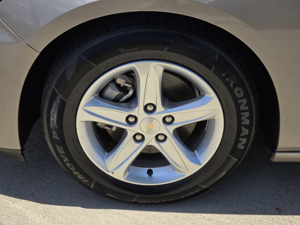 Used 2024 Chevrolet Malibu LS FWD image 8