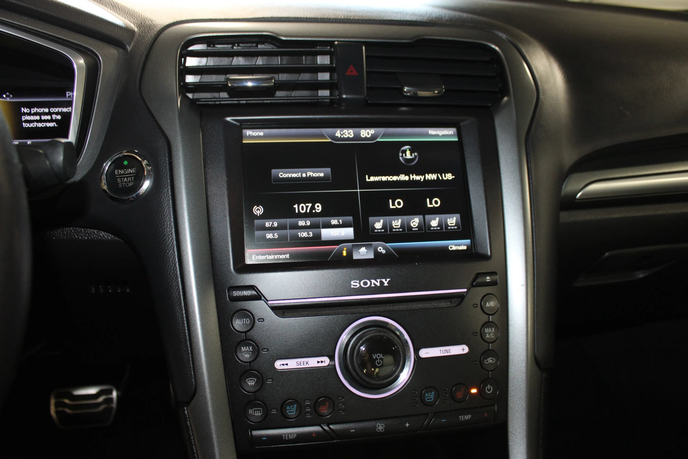 Used 2016 Ford Fusion Titanium AWD/4WD image 14