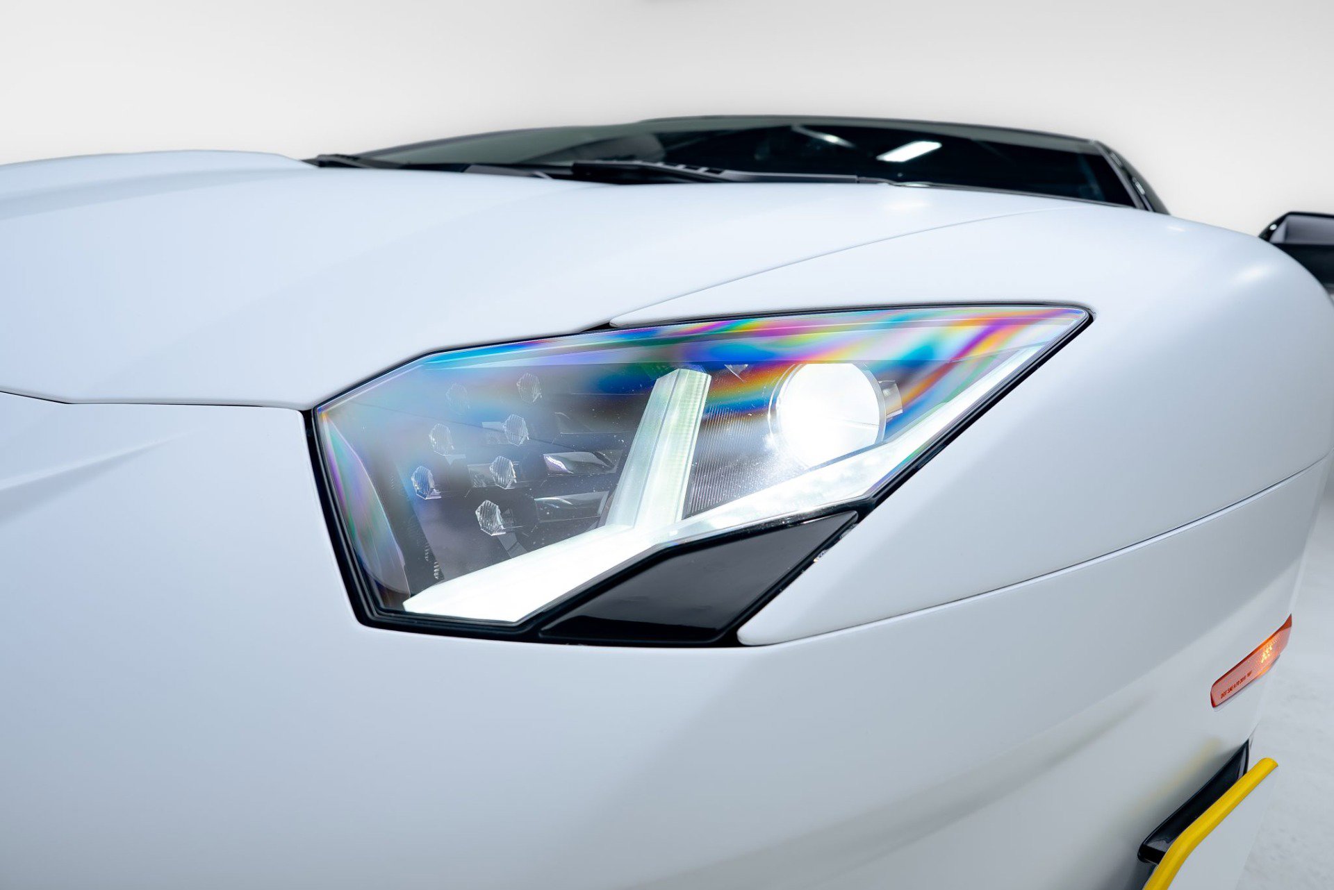 Used 2021 Lamborghini Aventador SVJ AWD/4WD image 21