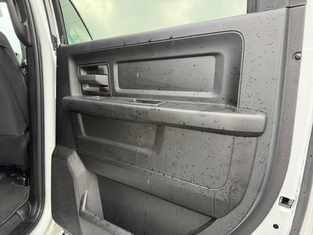 Used 2024 RAM 2500 Tradesman w/ Chrome Appearance Group image 25