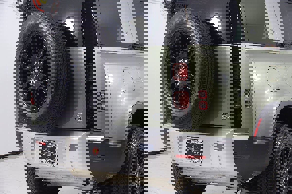 Used 2023 Land Rover Defender 110 S image 56