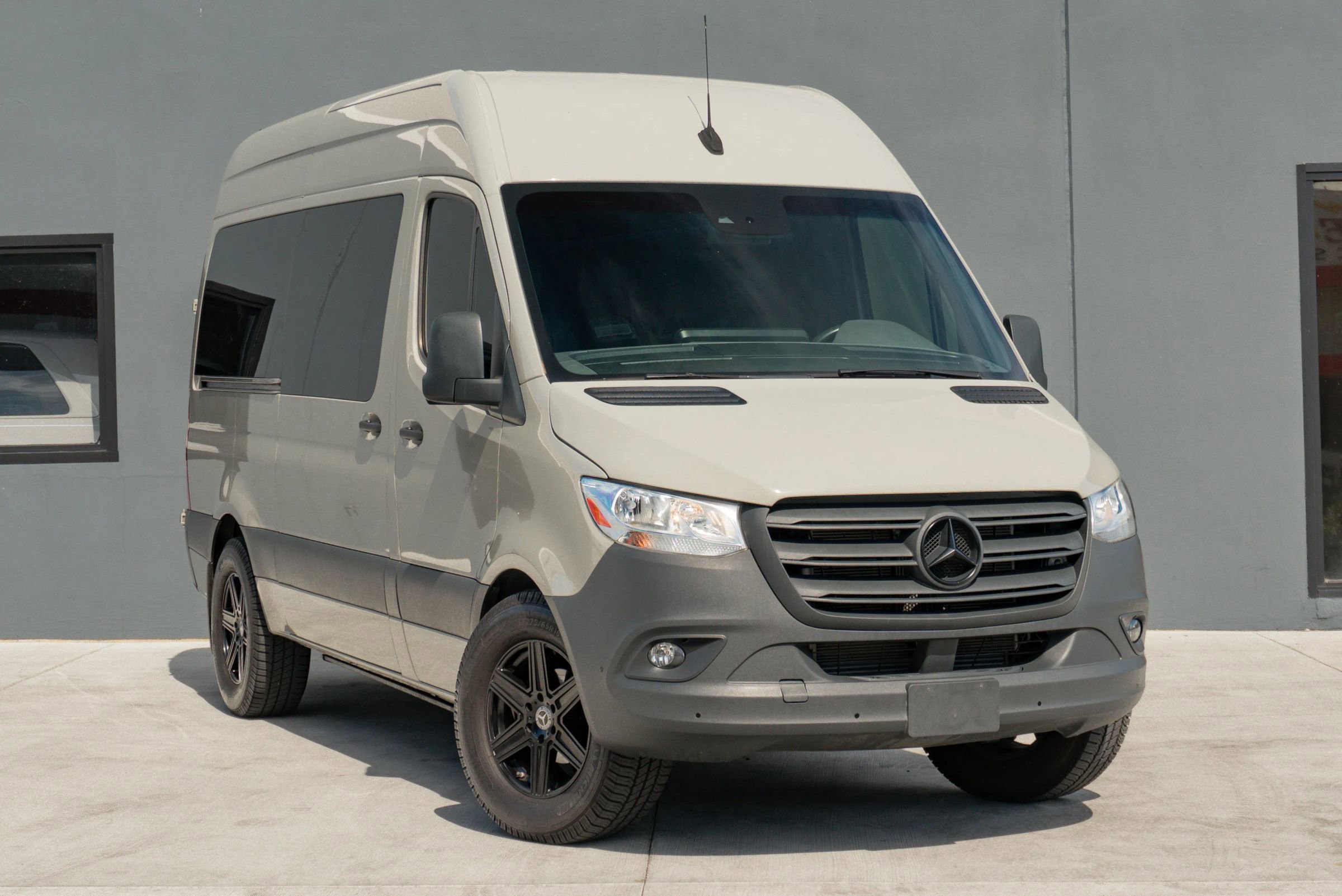Used 2021 Mercedes-Benz Sprinter 2500 image 5