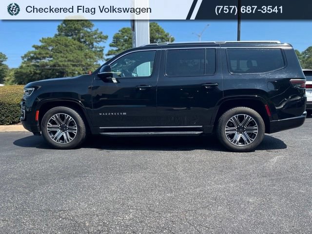 Used 2024 Jeep Wagoneer Series II w/ Flexible Seating Group AWD/4WD image 5