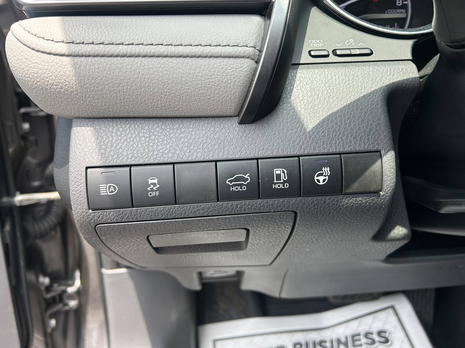 Used 2020 Toyota Camry XLE AWD/4WD image 21
