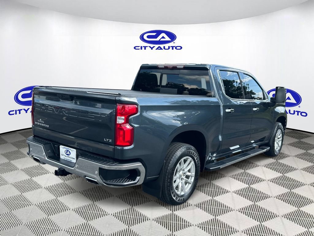 Used 2021 Chevrolet Silverado 1500 LTZ w/ Technology Package AWD/4WD image 3