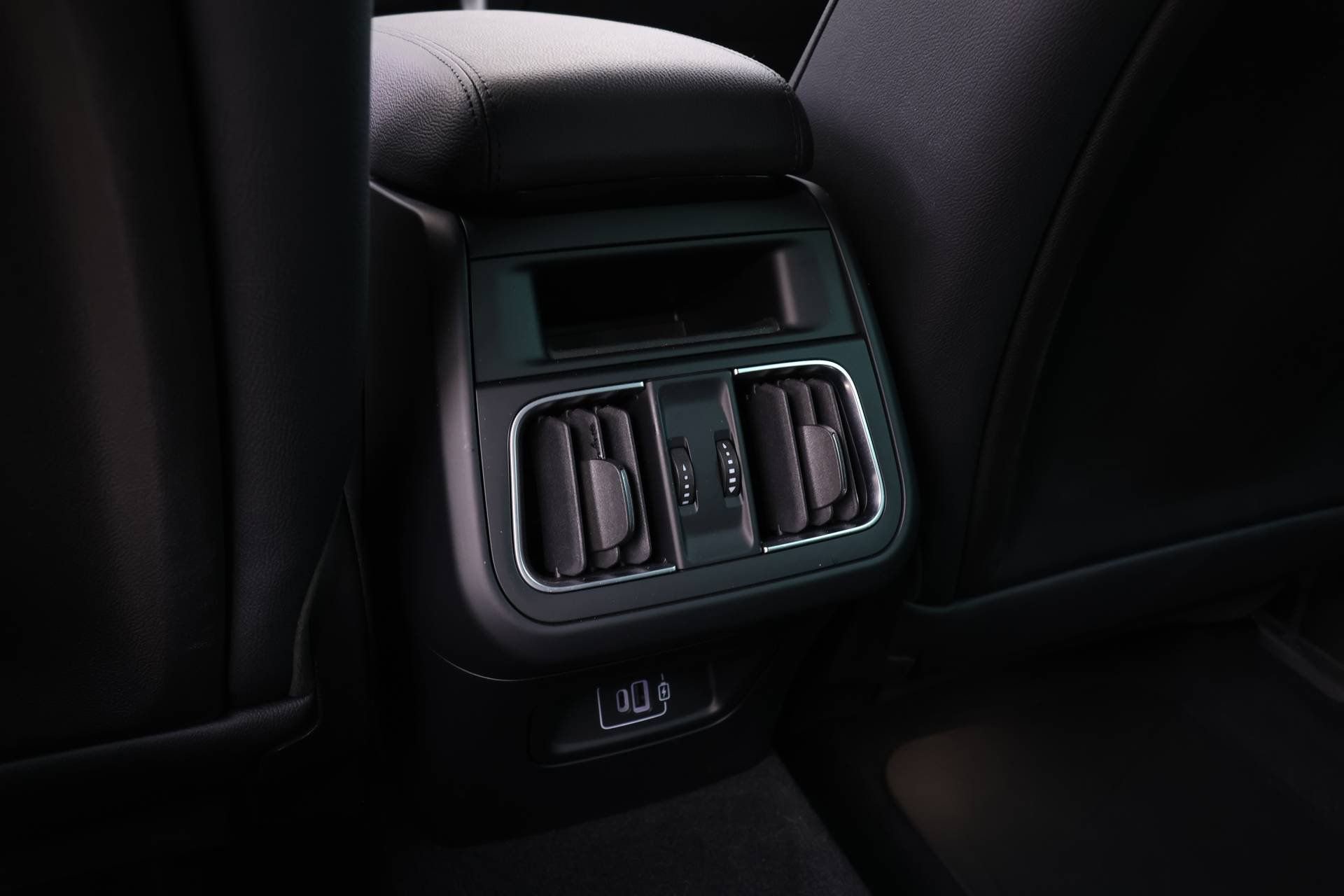 Used 2023 Maserati Grecale GT image 16