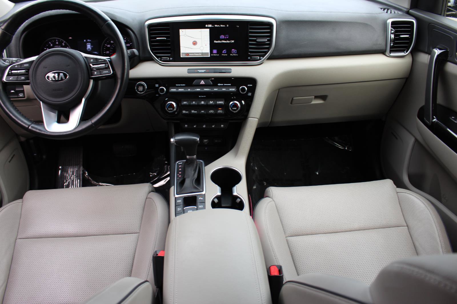 Certified 2022 Kia Sportage EX w/ EX Technology Package image 13