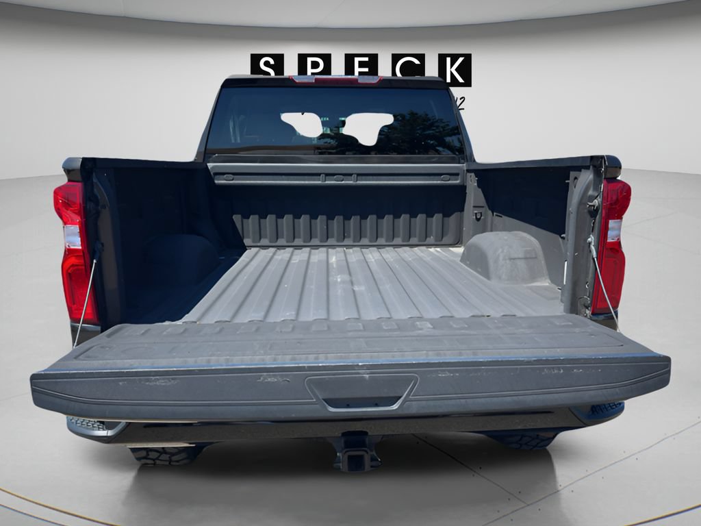 Used 2020 Chevrolet Silverado 2500 Custom w/ Custom Value Package AWD/4WD image 9