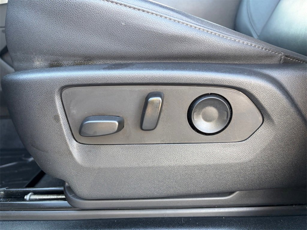 Used 2022 Chevrolet Tahoe Z71 w/ Z71 Off-Road Package image 20