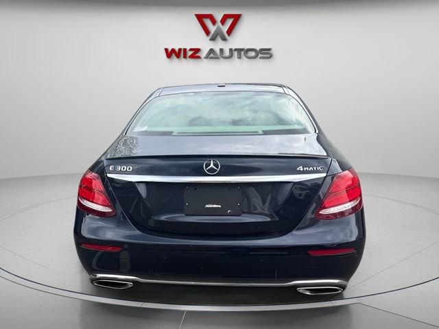 Used 2017 Mercedes-Benz E 300 4MATIC image 4