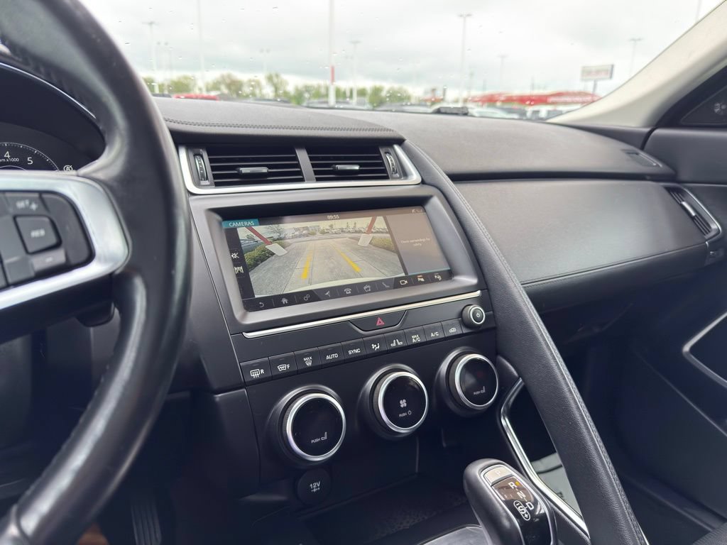 Used 2020 Jaguar E-PACE SE AWD/4WD image 23