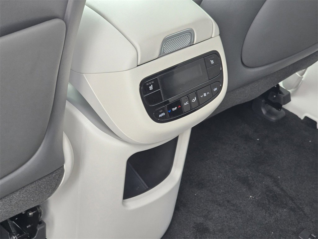 New 2026 Hyundai Ioniq 9 SEL image 14