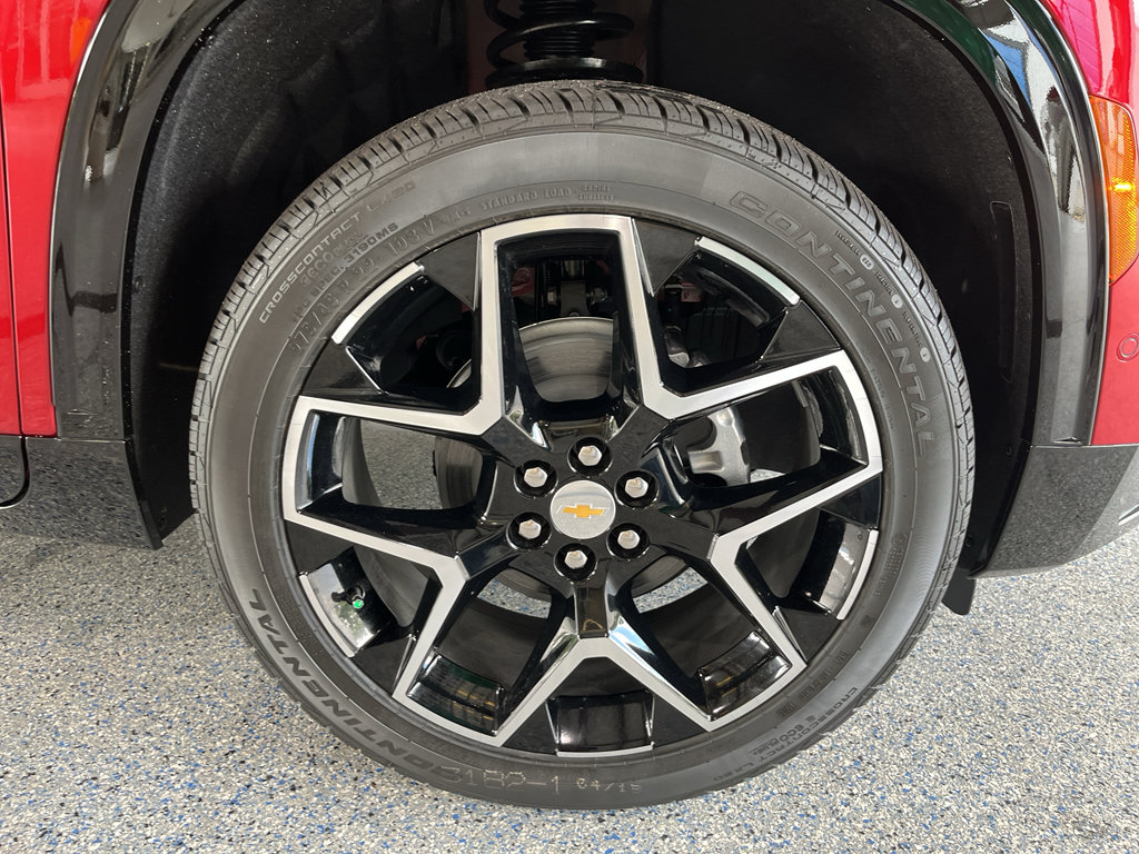 New 2026 Chevrolet Traverse High Country FWD image 32