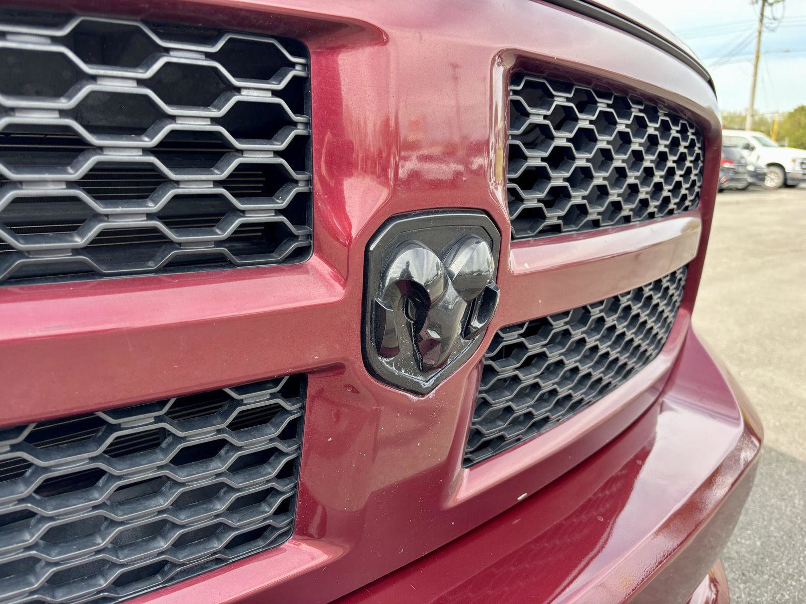Used 2019 RAM 1500 Express w/ Express Value Package AWD/4WD image 34