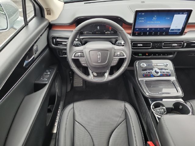 Certified 2023 Lincoln Nautilus Reserve AWD/4WD image 27