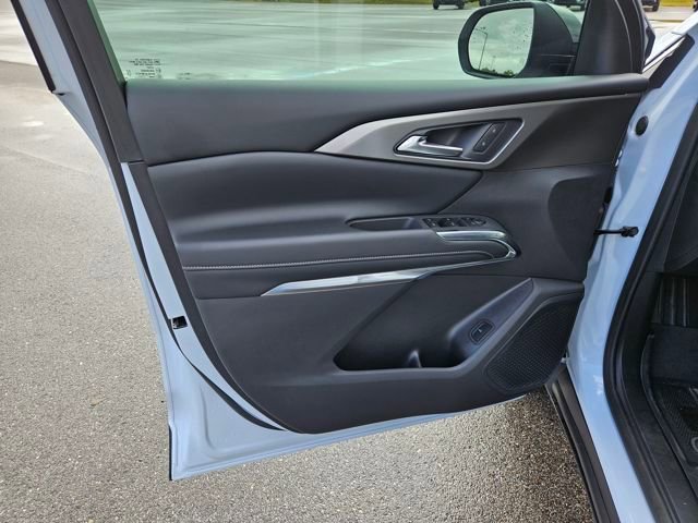 New 2026 Chevrolet Traverse LT w/ Sun and Wheel Package image 10