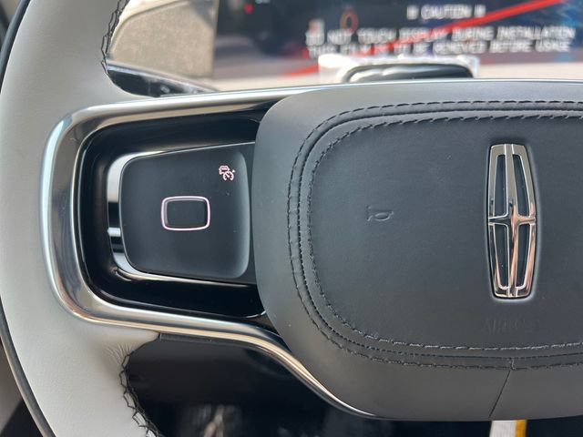 New 2026 Lincoln Navigator Reserve AWD/4WD image 32