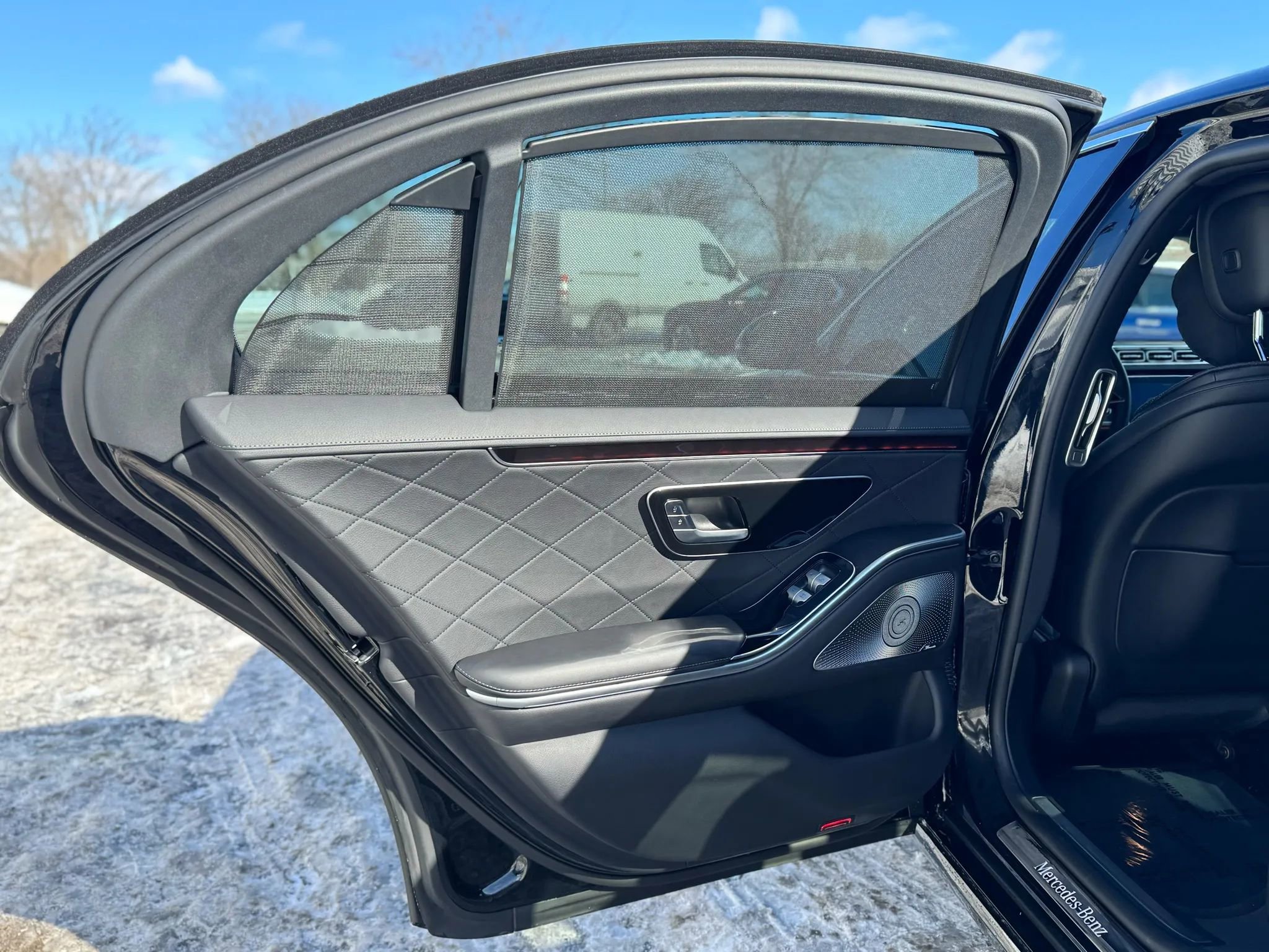 Used 2025 Mercedes-Benz S 580 4MATIC Sedan image 24