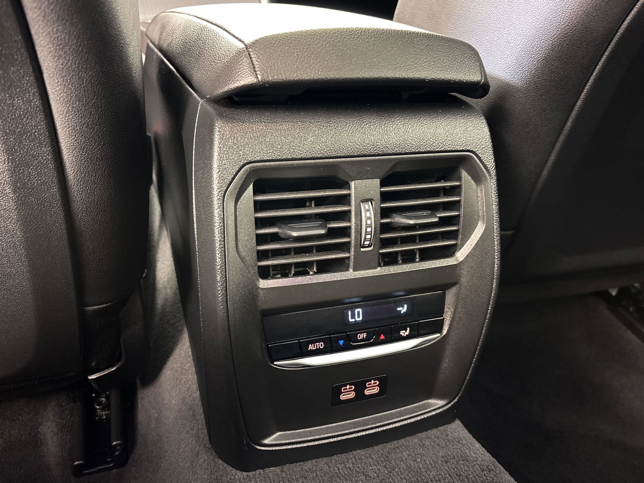 Certified 2025 BMW M340i Sedan RWD image 31