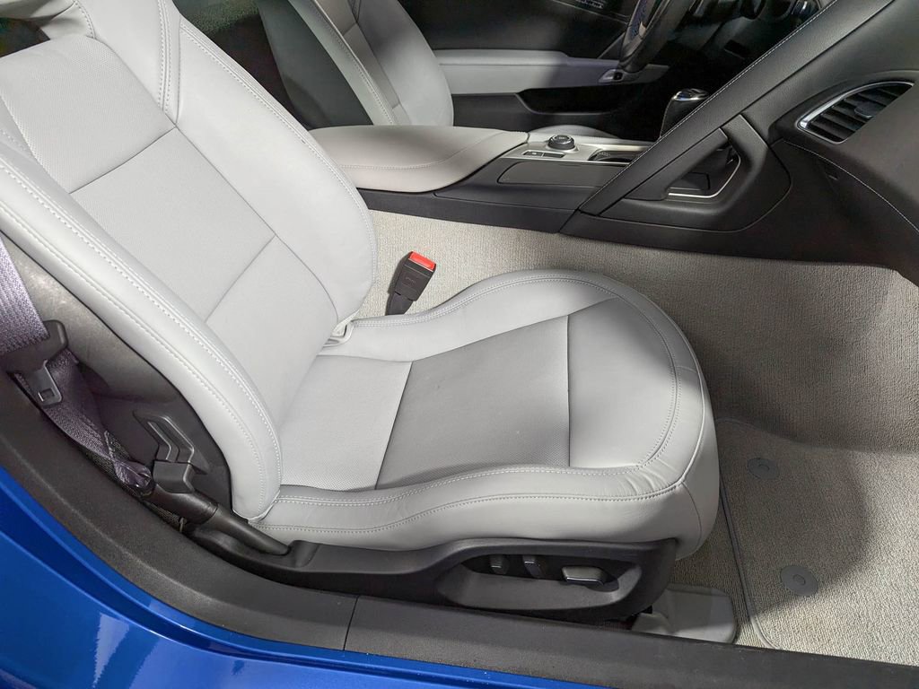 Used 2015 Chevrolet Corvette Stingray Coupe w/ 2LT Preferred Equipment Group image 27