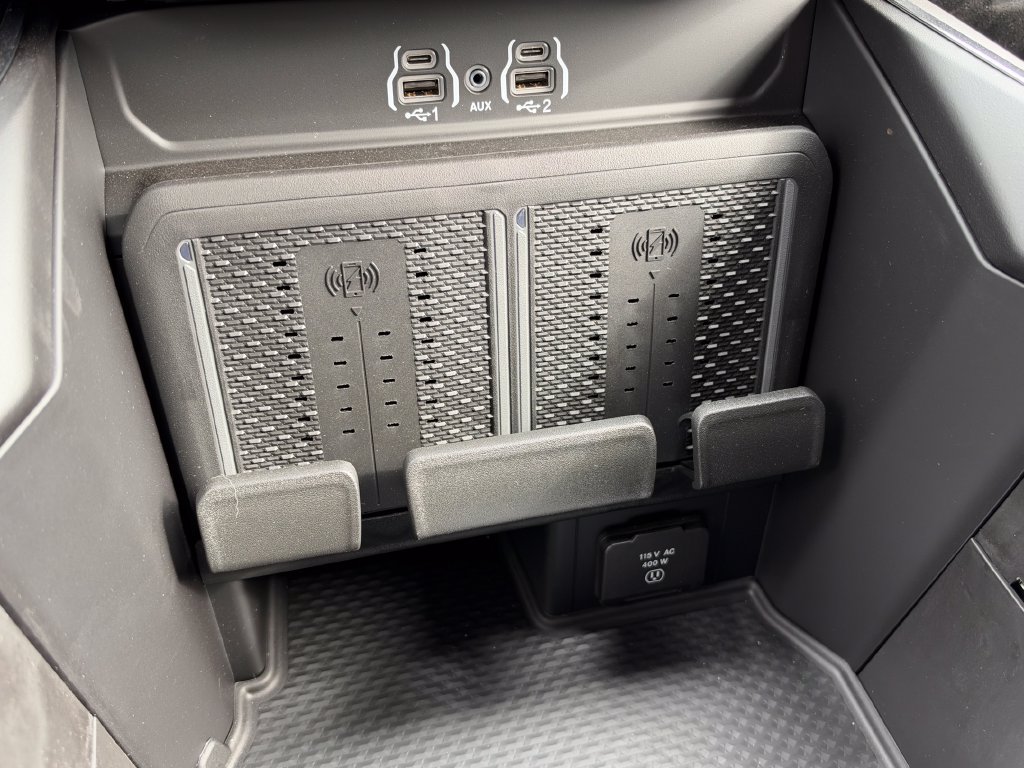 New 2027 RAM 2500 Laramie AWD/4WD image 21
