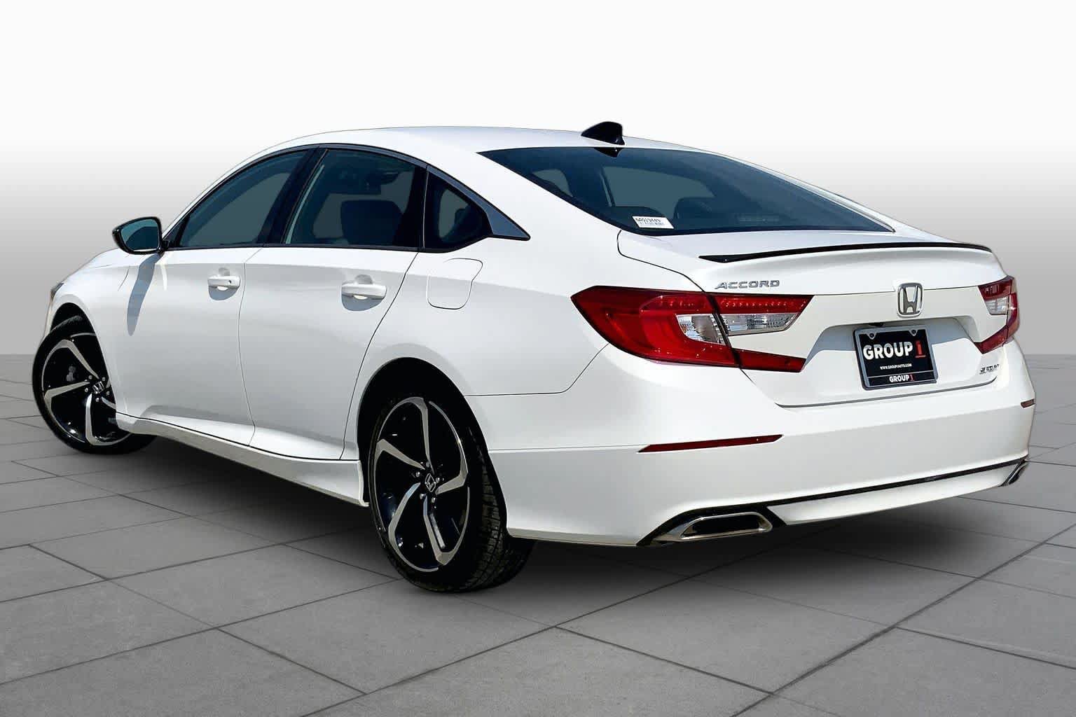 Used 2022 Honda Accord Sport image 12
