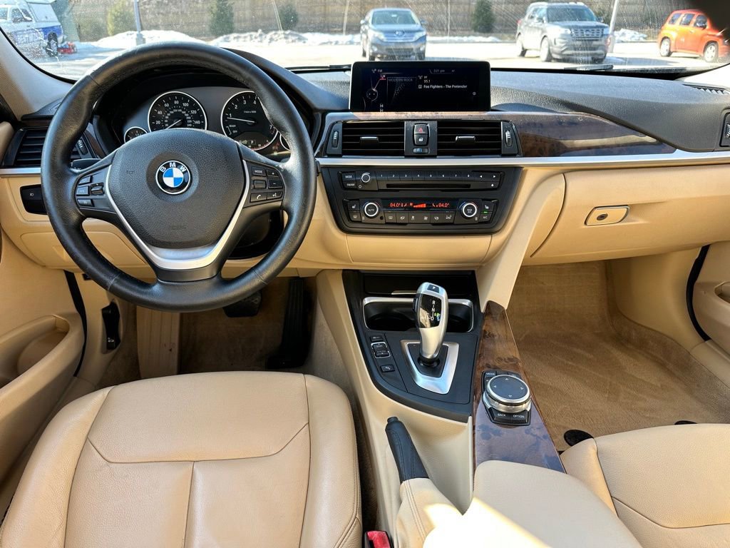 Used 2015 BMW 328i xDrive Sedan AWD/4WD image 14