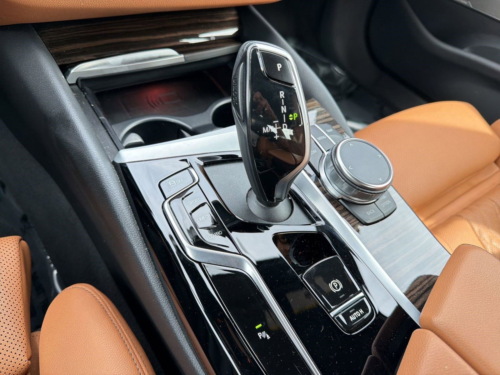 Certified 2023 BMW 530i w/ Premium Package image 17