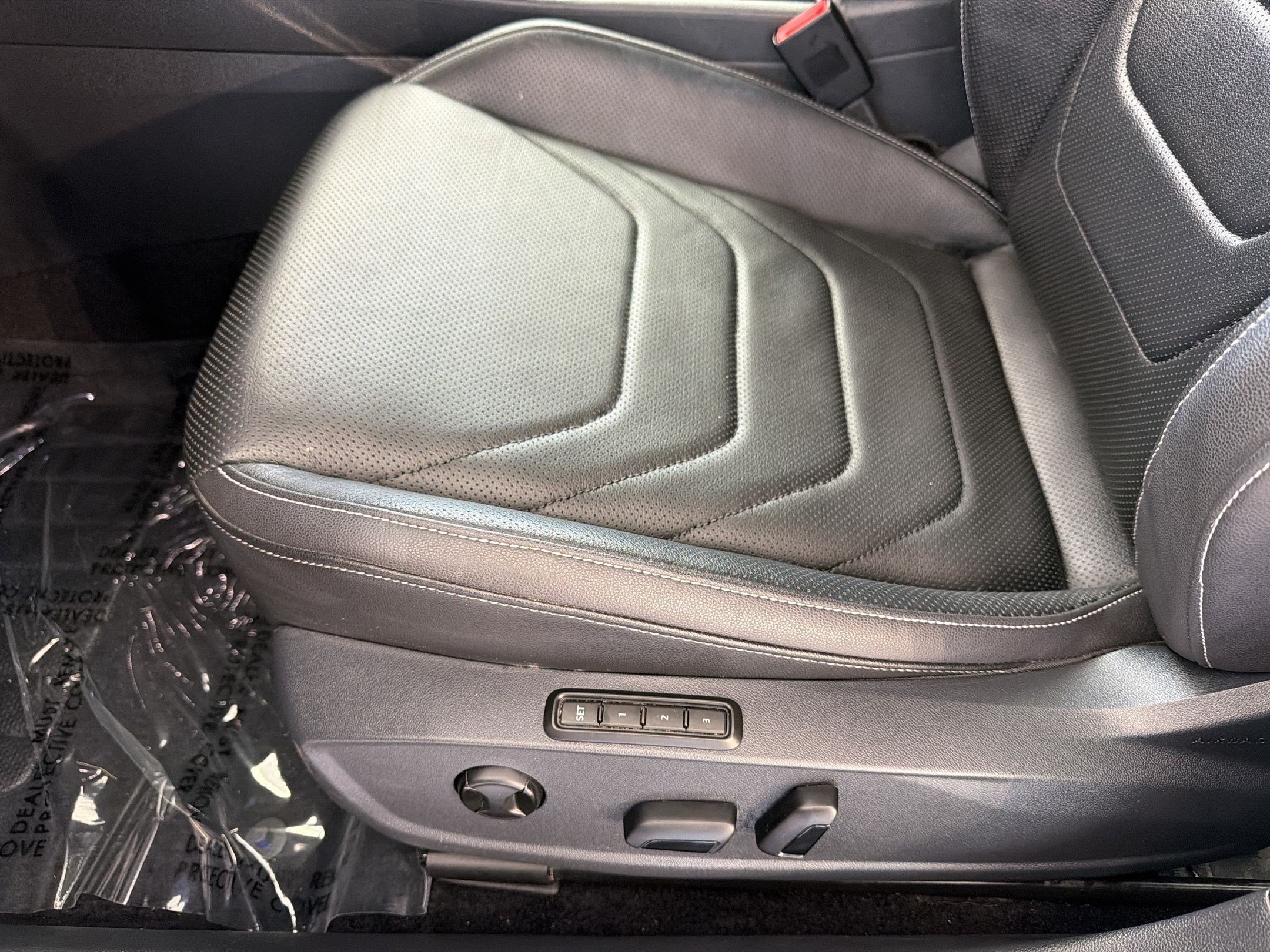 Used 2021 Volkswagen Jetta SEL Premium FWD image 15