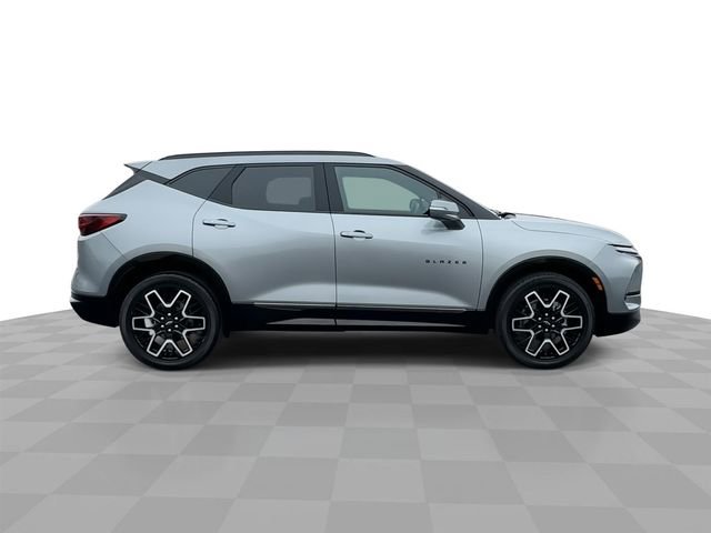 Certified 2023 Chevrolet Blazer RS w/ Enhanced Convenience Package image 9