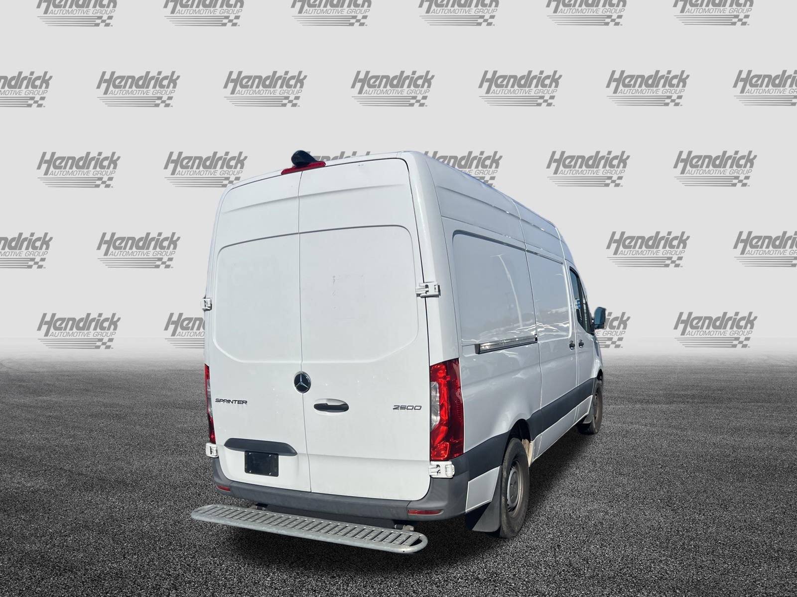 Used 2020 Mercedes-Benz Sprinter 2500 image 11