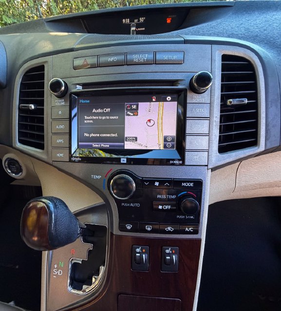 Used 2015 Toyota Venza XLE w/ XLE Premium Package FWD image 30