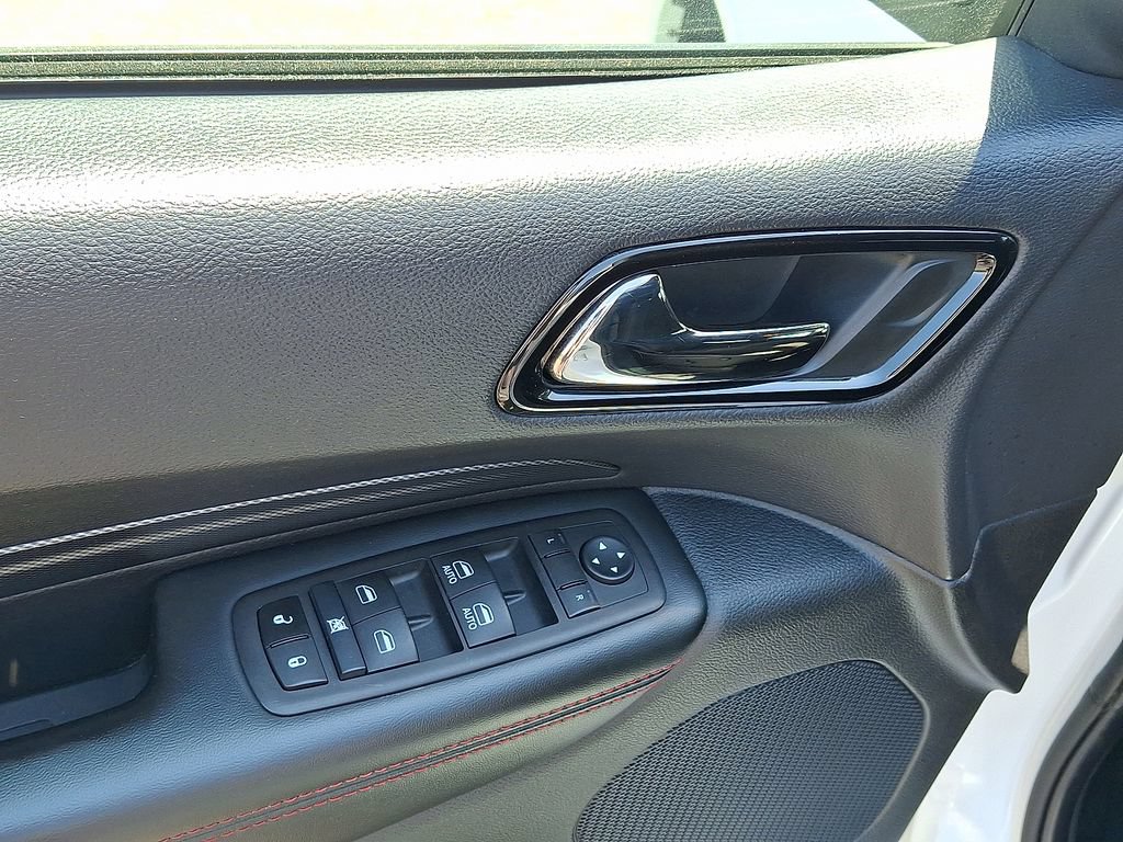Used 2024 Dodge Durango GT AWD/4WD image 2