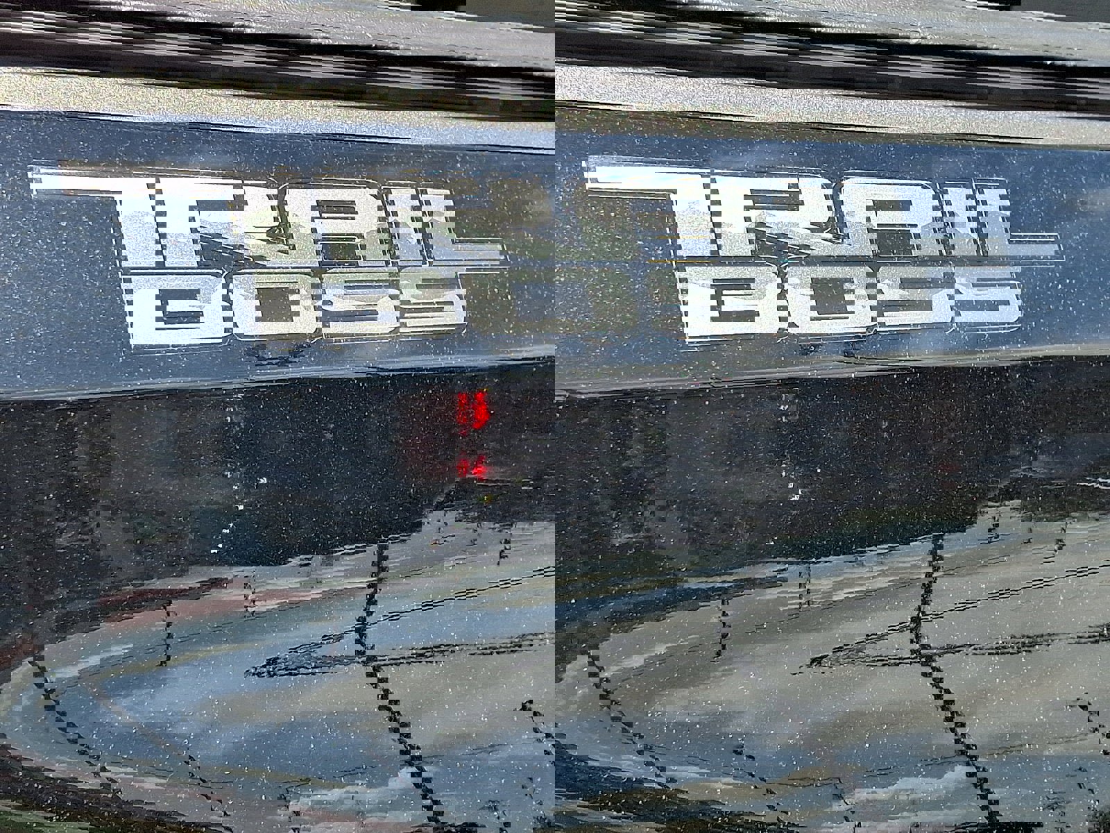 Used 2022 Chevrolet Silverado 1500 LT Trail Boss w/ LT Trail Boss Premium Package image 33