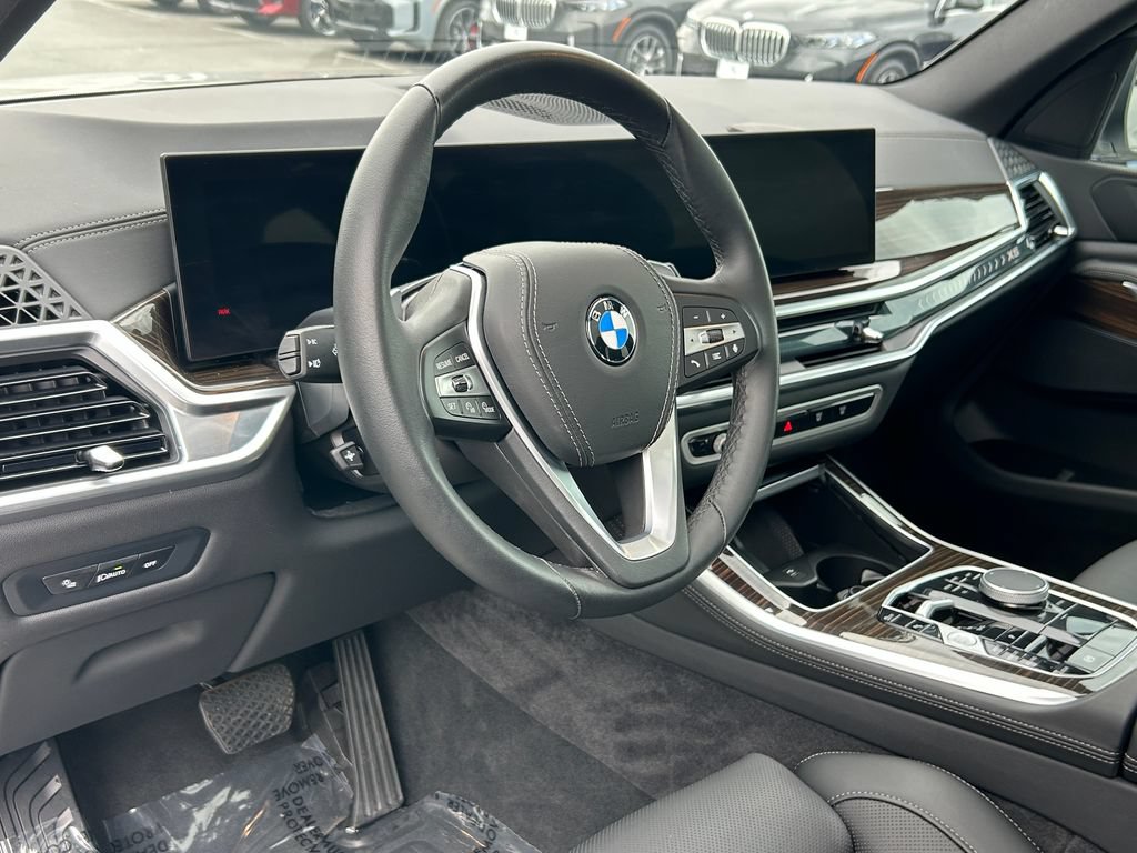 Used 2026 BMW X5 sDrive40i w/ Parking Assistance Package RWD image 13