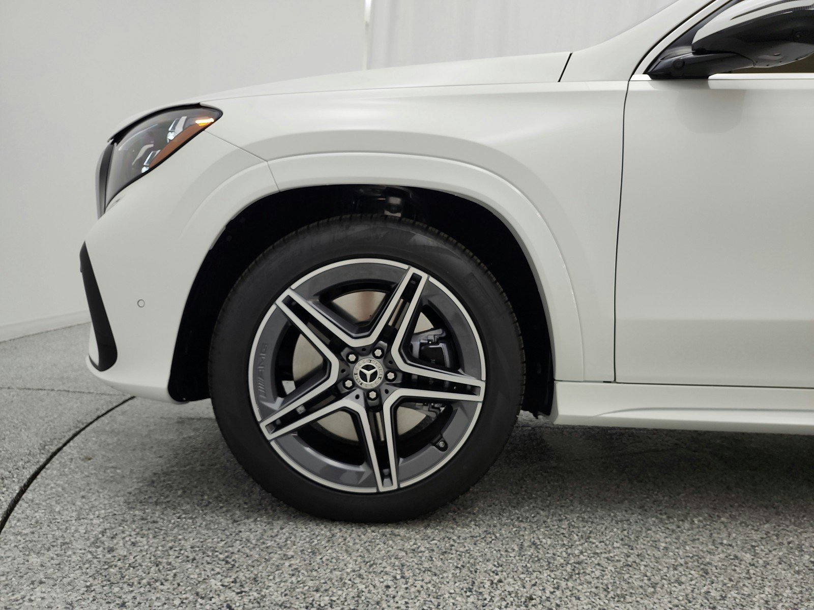 New 2027 Mercedes-Benz GLS 450 4MATIC image 13