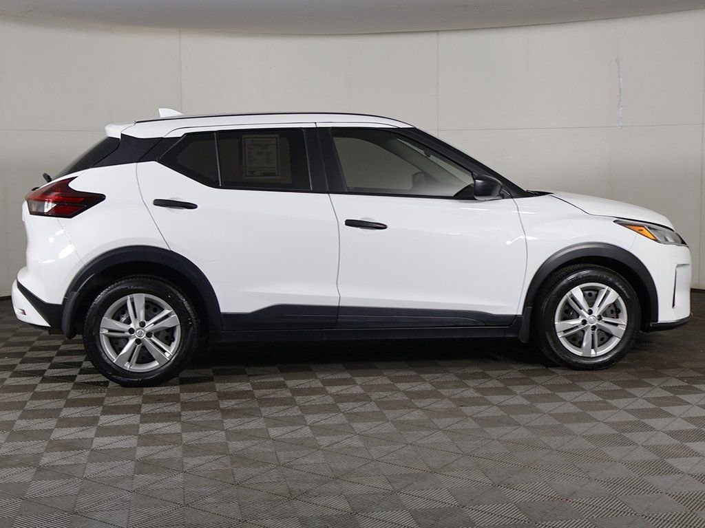 Used 2023 Nissan Kicks S image 15