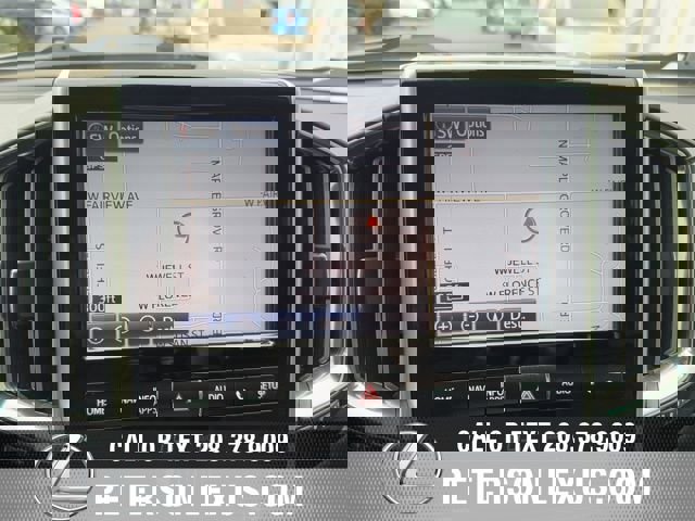 Used 2016 Toyota Land Cruiser image 17