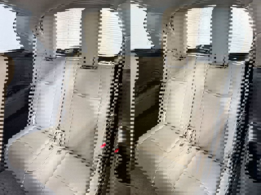 Used 2019 INFINITI QX60 Luxe w/ Essential Package image 9