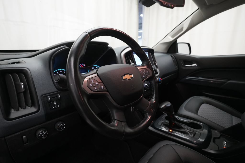 Used 2020 Chevrolet Colorado Z71 AWD/4WD image 8