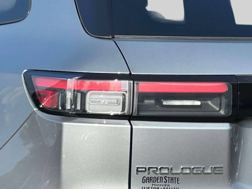 Used 2024 Honda Prologue EX image 8