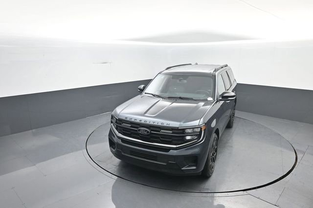 New 2026 Ford Expedition Platinum w/ Stealth Performance Package image 21