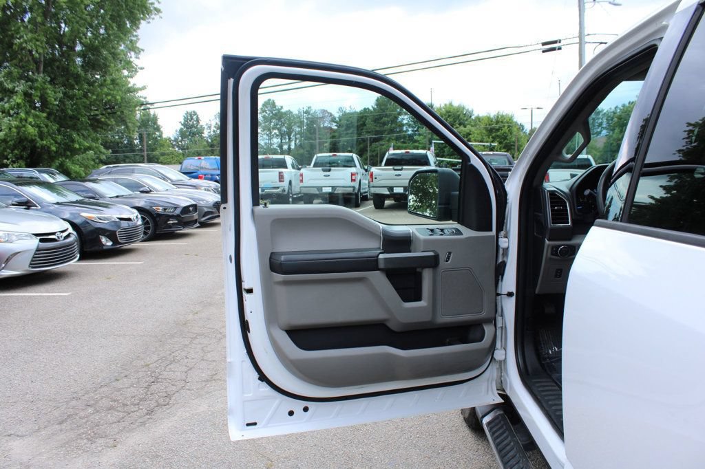 Used 2016 Ford F150 XLT w/ Equipment Group 302A Luxury AWD/4WD image 12