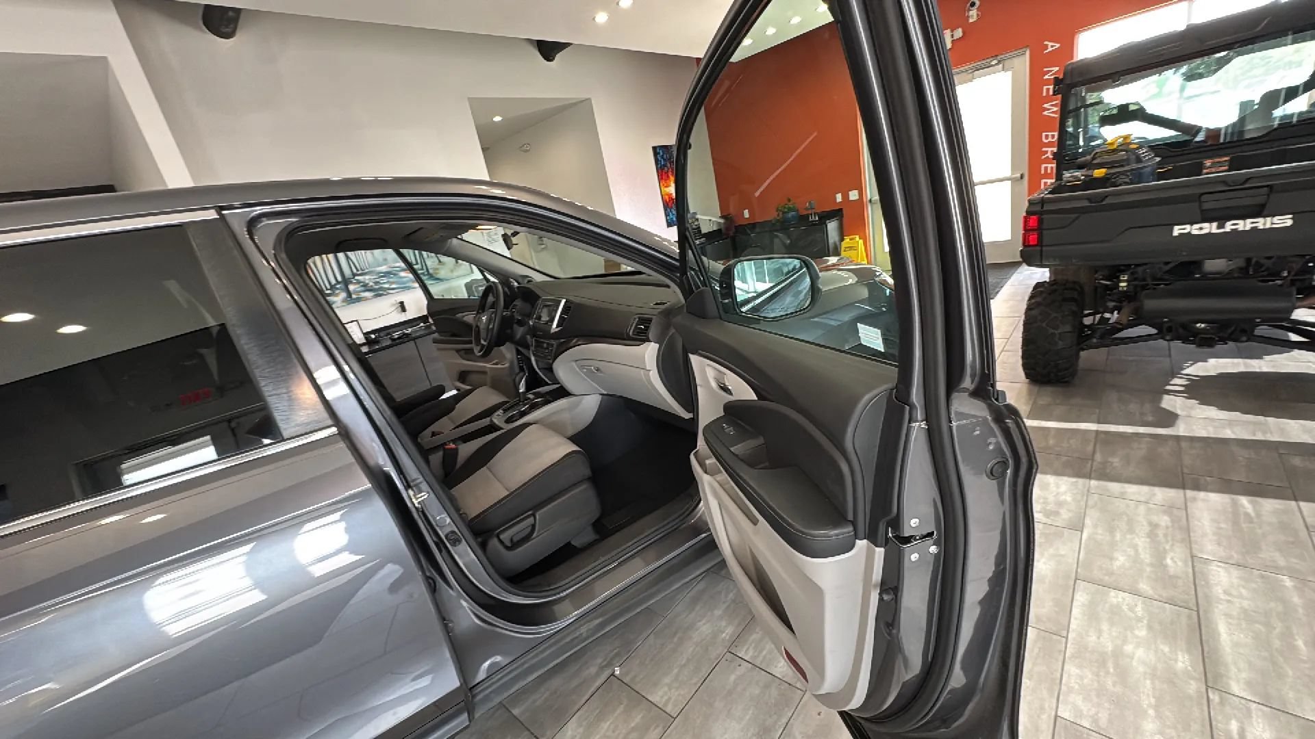 Used 2017 Honda Ridgeline RTS image 34