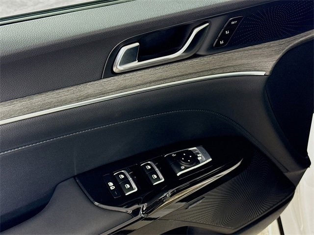 Used 2025 Kia K5 EX image 18